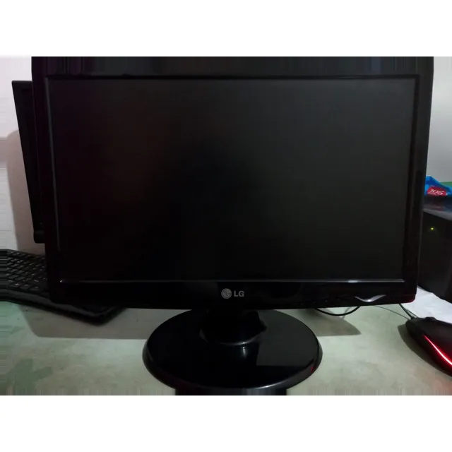 Monitor LG Con Pantalla De 18.5  60hz Y Resolución Hd
