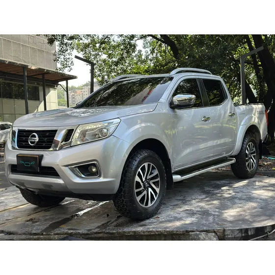 Nissan Frontier 2.5l Automática Diésel 4x4