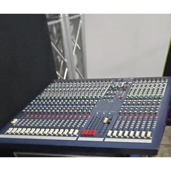 Consola Soundcraft 24 Lx7 Ii