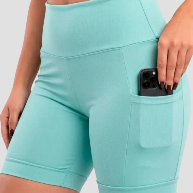 Bermuda Feminina Silk Refletivo Com Bolso