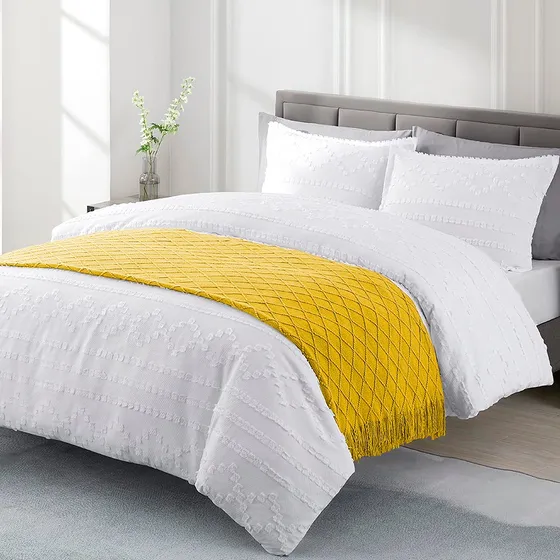 Pie De Cama, Decorativo, Suave Con Flecos. King Size