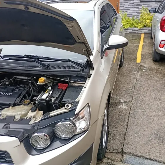 Chevrolet Sonic 2016 1.6 Lt 5 P