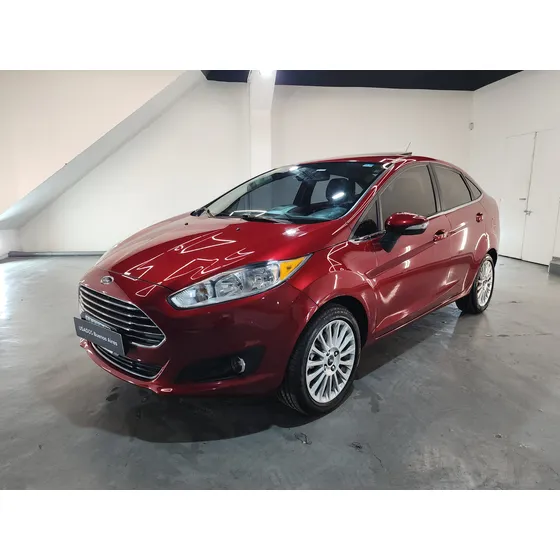 Ford Fiesta Kinetic 1.6 Sedan Titanium 120cv