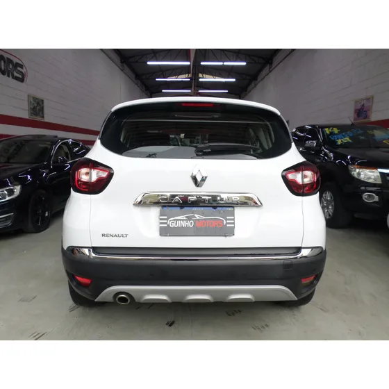 Renault Captur 1.616v Intense Sce X-tronic 5p