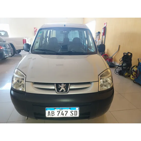 Peugeot Partner 1.4 Furgon Confort 5as