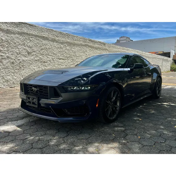Ford Mustang 5.0 V8 Dark Horse Mt