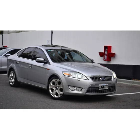 Ford Mondeo 2.5 Titanium M6