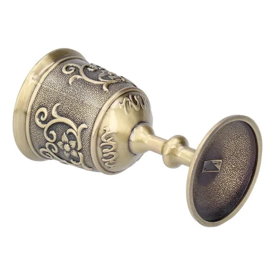 .. Copa De Vino De Bronce Vintage Copa Real Europea Grabada