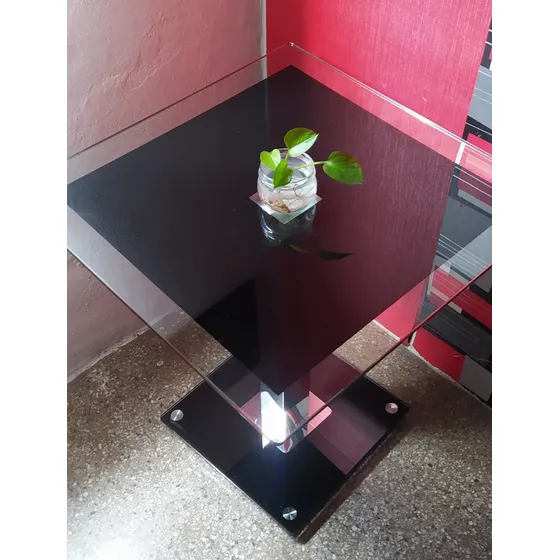 Mesa De Sala En Vidrio Con Base En Acero Cómo Nueva 