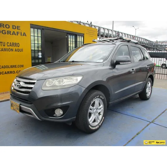 Hyundai Santa Fe Gl 4x2 2400cc Mt Aa