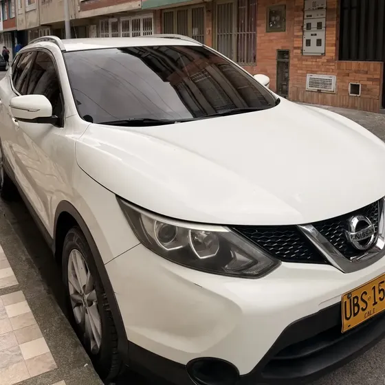 Nissan Qashqai 2015 2.0 Advance
