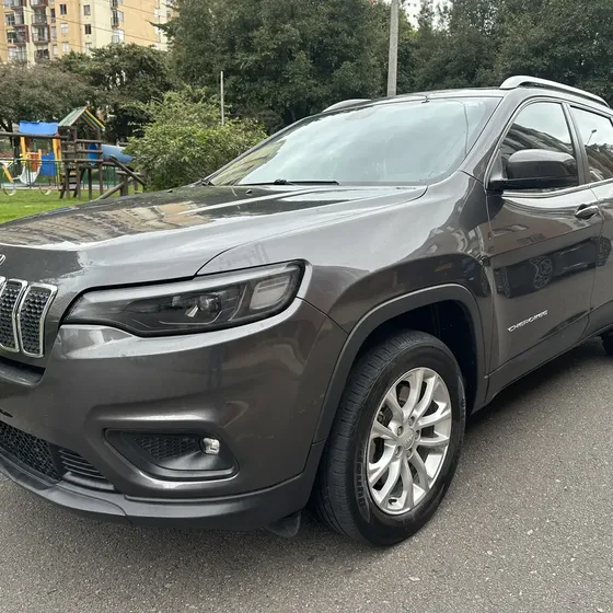 Jeep Cherokee 2019 3.2 Longitude