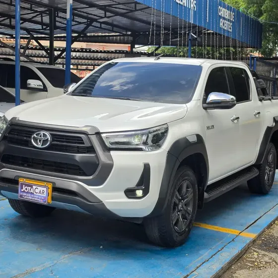 Toyota Hilux 2023 2.4 Diesel 4x4 At
