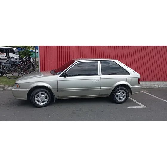 Mazda 323 1.3 Nti