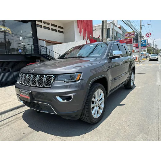Jeep Grand Cherokee 5.7 Limited Lujo 4x4 At