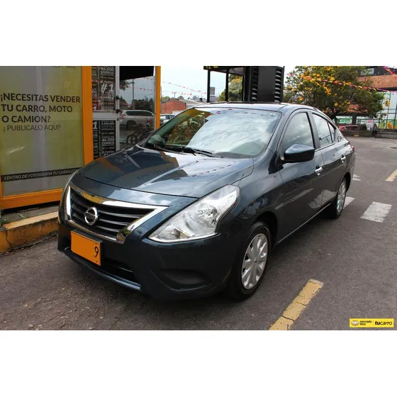 Nissan Versa 1.6 Sense