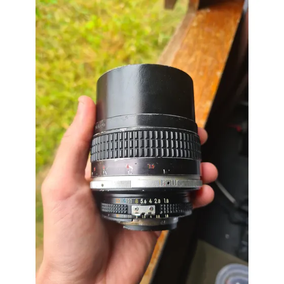 Nikon Nikkor 105mm 1: 1.8 Ais - Revisada