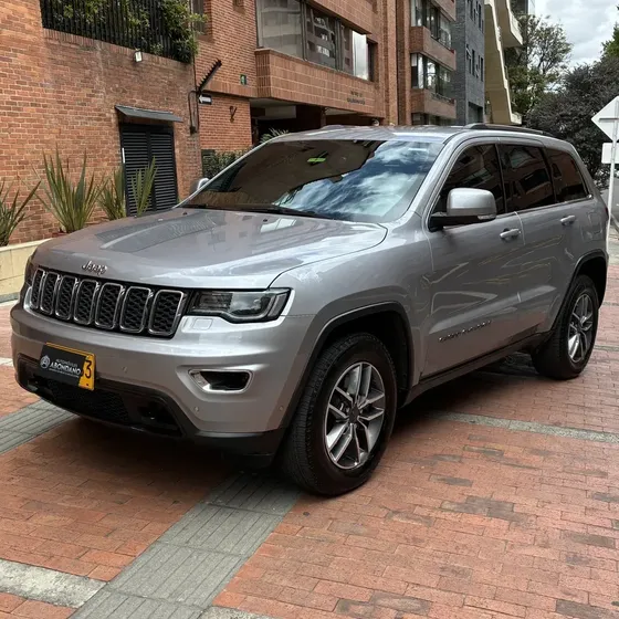 Jeep Grand Cherokee 2020 3.6 Laredo