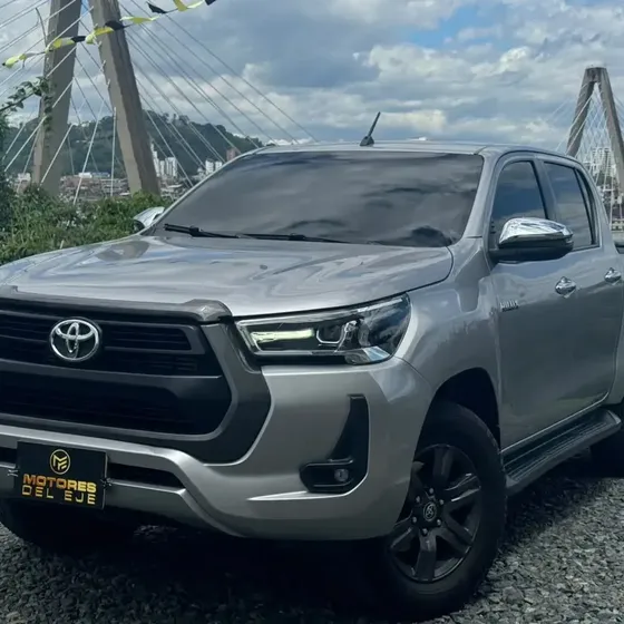 Toyota Hilux 2022 2.4 Turbo Diésel 4x4 At
