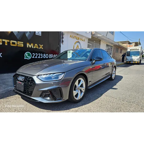 Audi A4 2.0 T S Line 190hp Dsg