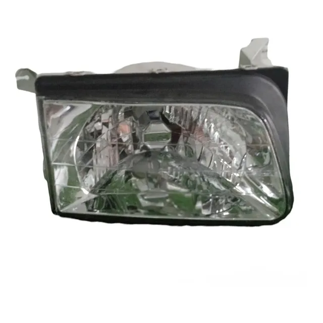 Faro Delantero Derecho Chevrolet Luv 98-05 Plástico Viejo M