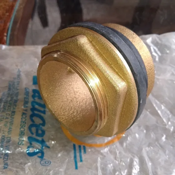 Spud Conexión De Bronce Fp Para Urinario. 1  1/2