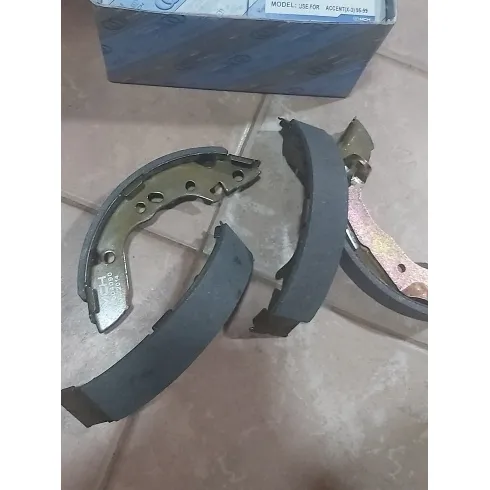 Bandas De Freno Hyundai Accent, Marca Mch. 