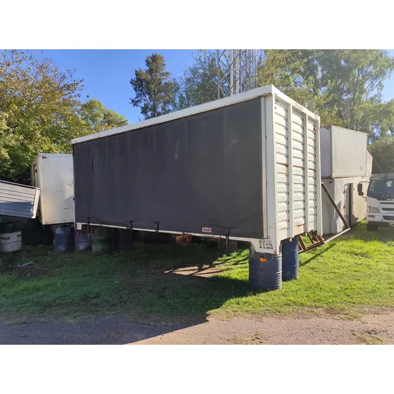 Carroceria Sider 8 Pallet   Mb 815/ Iveco 7017/f915