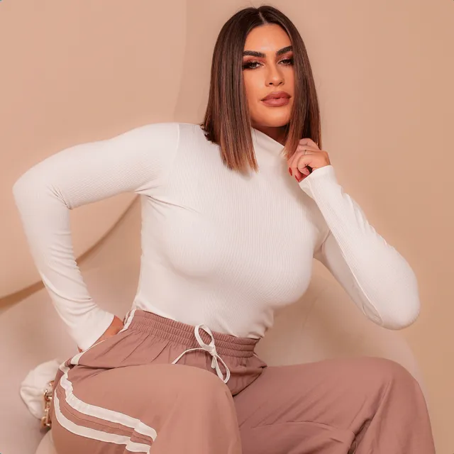 Blusa Camiseta Feminina Gola Alta Canelada Com Manga