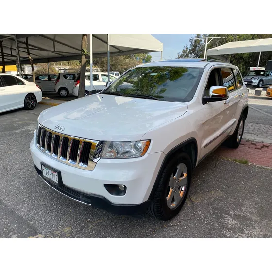 Jeep Grand Cherokee 3.6 Limited Navegación V6 4x2 Mt