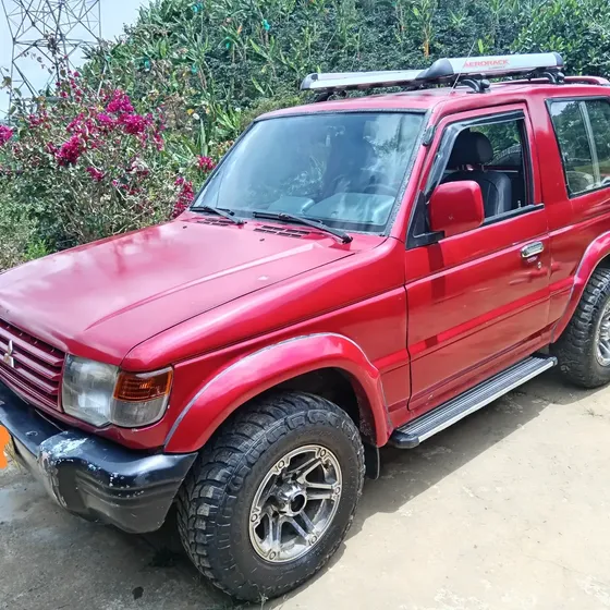 Mitsubishi Montero 1996 2.6 L042 Cabinado