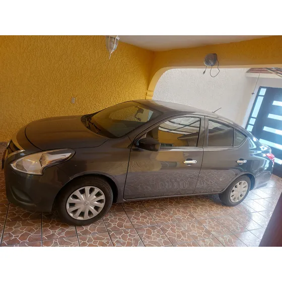 Nissan Versa 1.6 Sense At