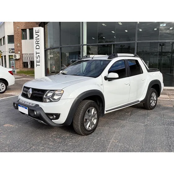Renault Duster Oroch 2.0 Outsider Plus