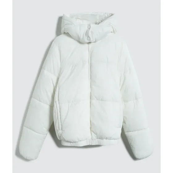 Chaqueta Para Mujer Marca Ostu Color Crema En Nailon #4008