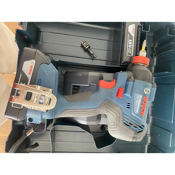 Llave De Impacto Inalámbrica Bosch Gdx 180-li + 2 Baterías