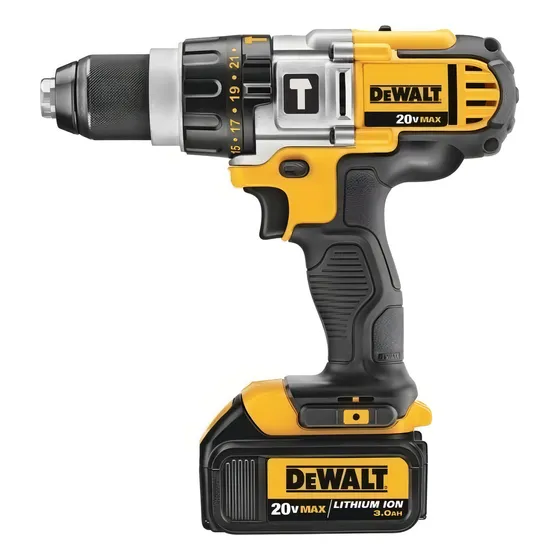 Furadeira e Parafusadeira 13mm Dewalt Modelo DCD985L2 com Maleta 2 Baterias 1 Carregador 127V