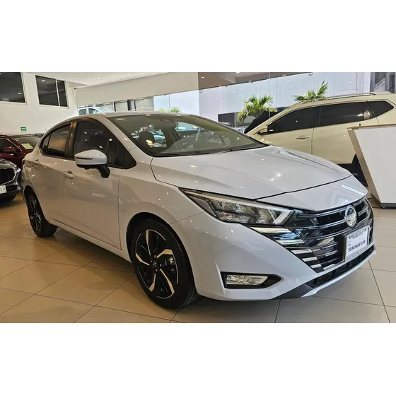 Nissan Versa 1.6 Exclusive At
