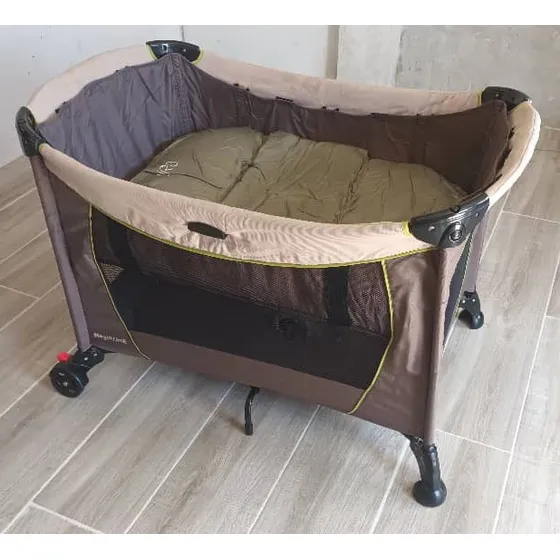 Corral Para Bebé, Marca: Master Kids (todos Sus Accesorios)