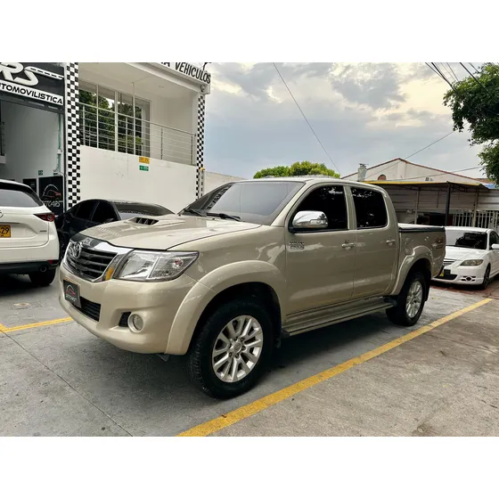 Toyota Hilux 3.0 Srv