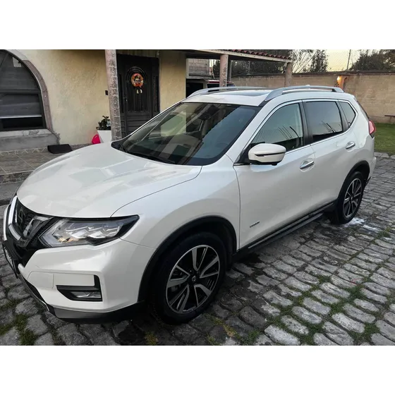 Nissan X-trail 2.0 Exclusiv 2 Row Hybrid