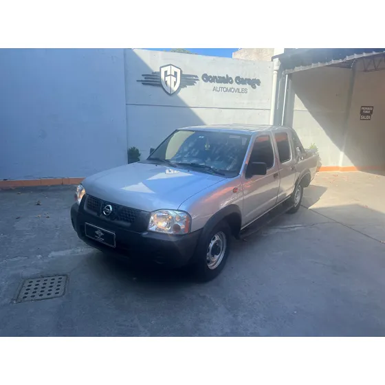 Nissan Frontier 2.4 Le Mt