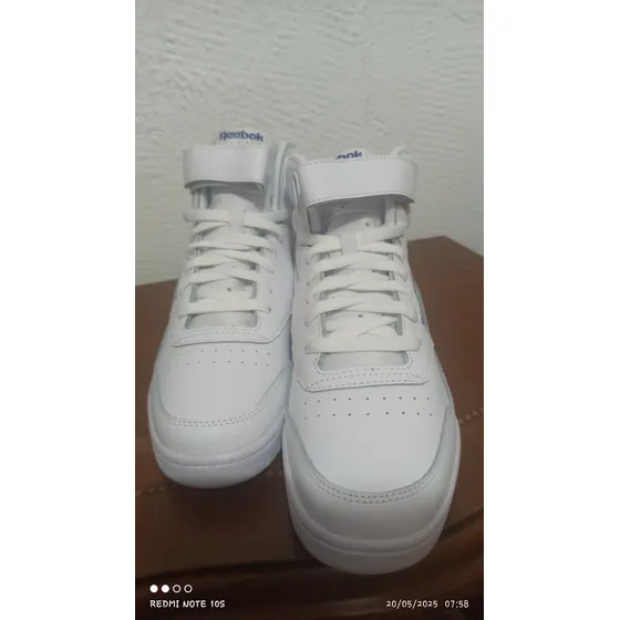 Tenis Reebok Clásicas Originales En Bota Blanca, Talla 7.5
