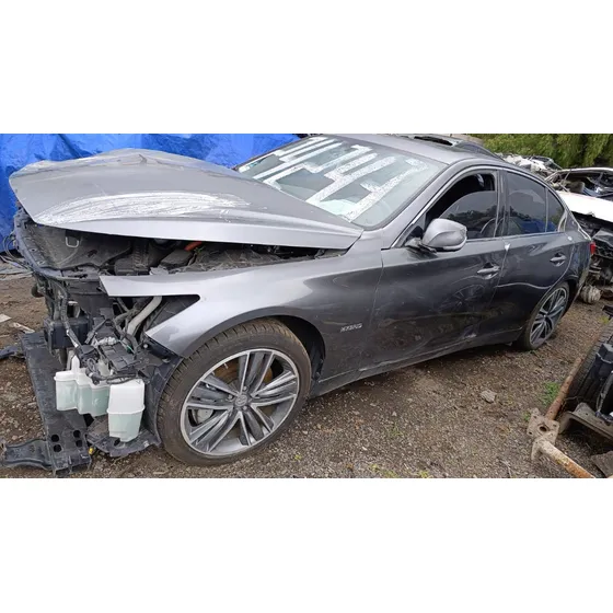 Infiniti Q50 3.5 Hybrid At