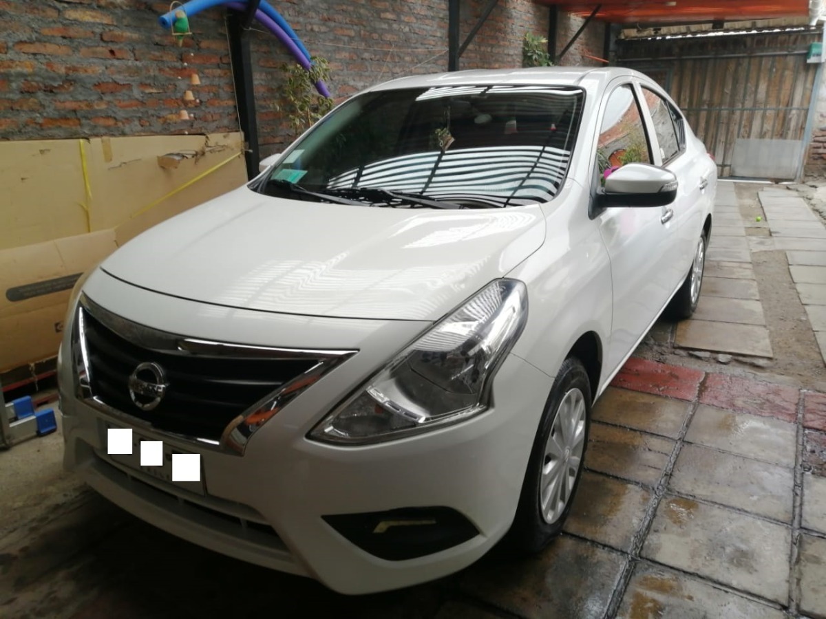 Nissan Versa 2019