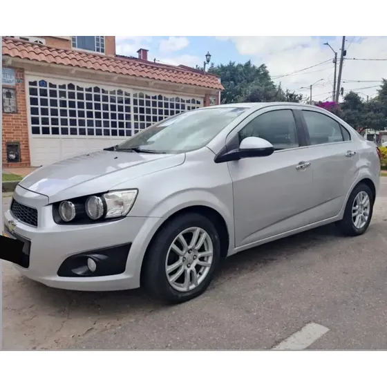 Chevrolet Sonic 2016 1.6 Lt 4 P