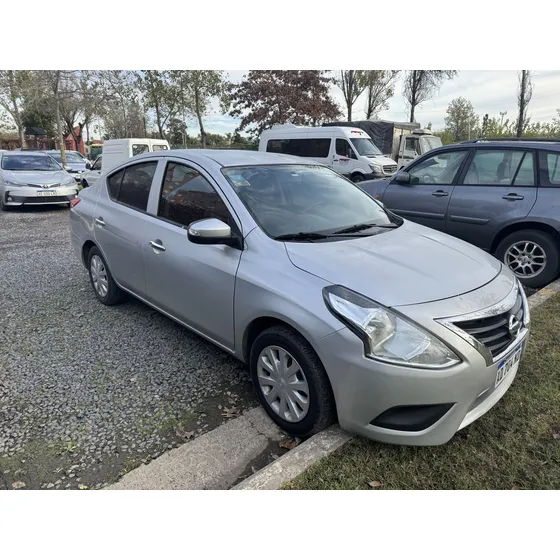 Nissan Versa 1.6 Sense Mt