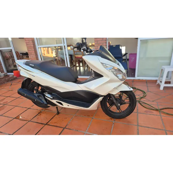 Segundo Dueño.services Honda.cubierta Trasera Nueva