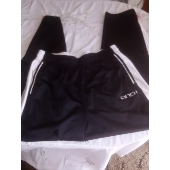 Mono Negro And1 Talla L/g Nuevo 