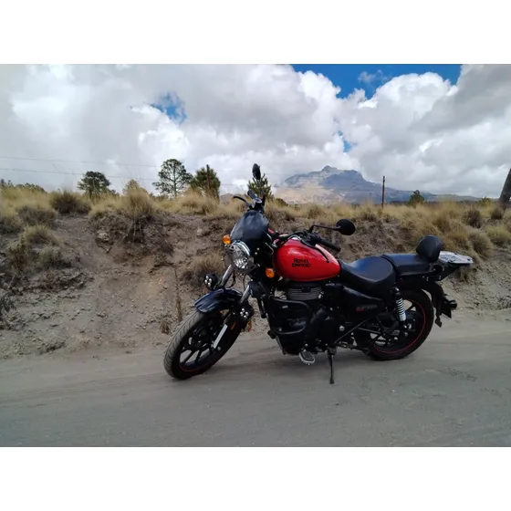 Meteor 350 / Royal Enfield