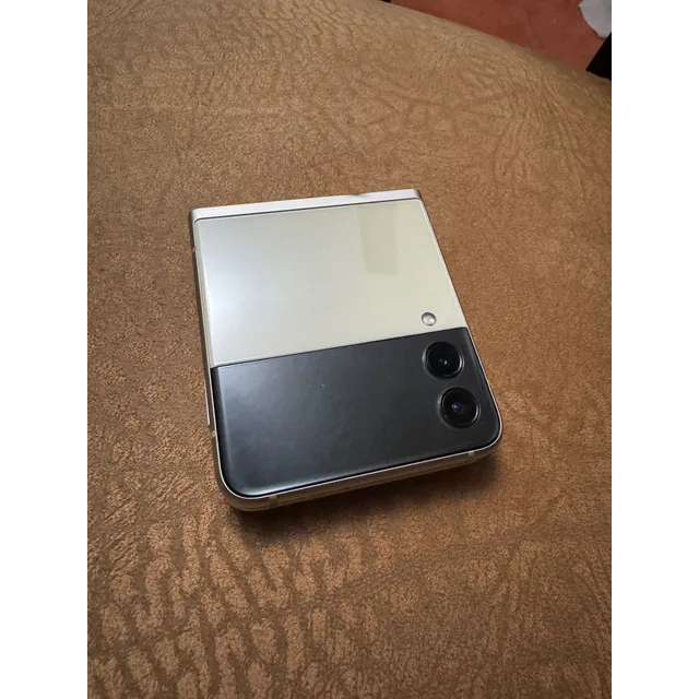 Celular Samsung Galaxy Z Flip3